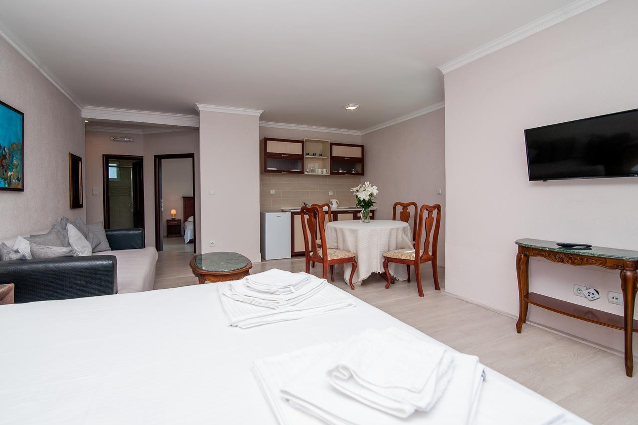 Open Sea Apartments Utjeha Esterno foto